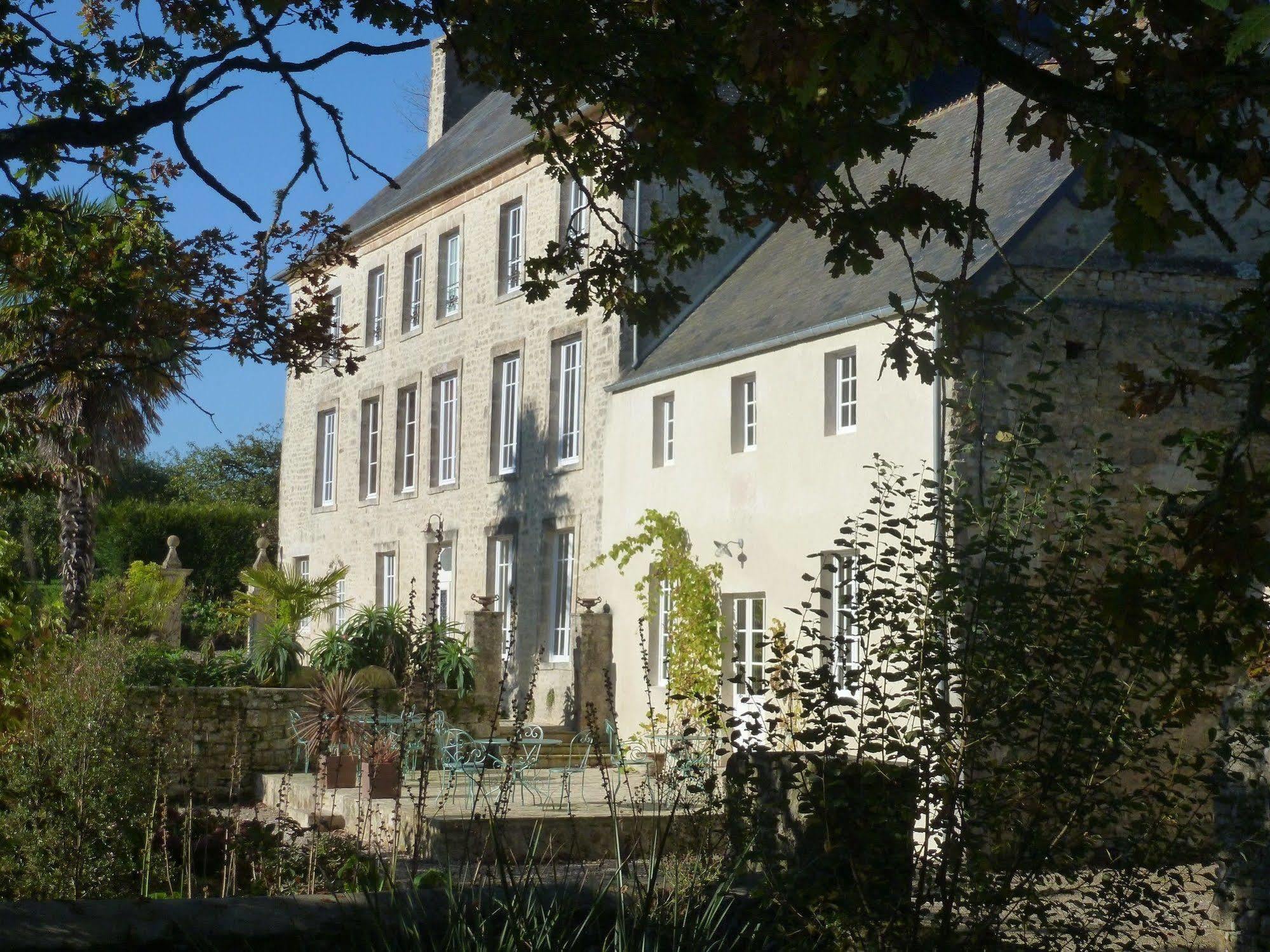 Manoir De Savigny Bed and Breakfast Valognes Eksteriør billede