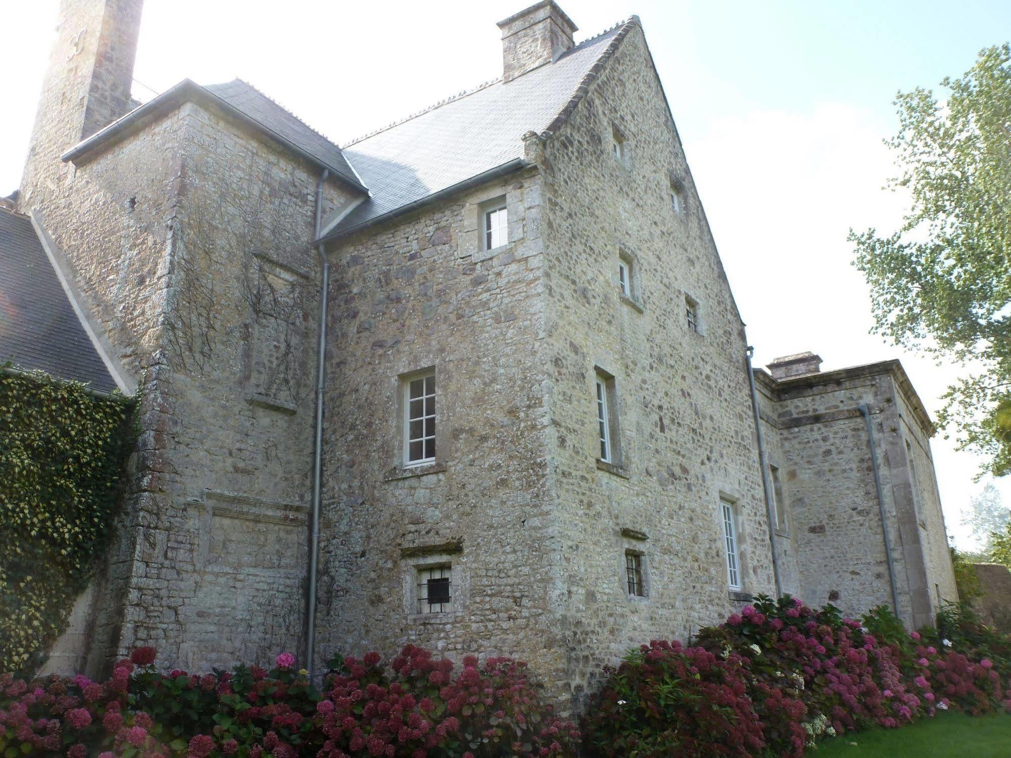 Manoir De Savigny Bed and Breakfast Valognes Eksteriør billede